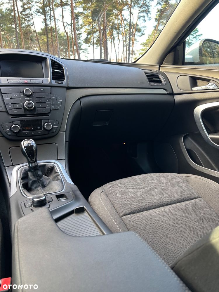 Opel Insignia 1.6 - 15