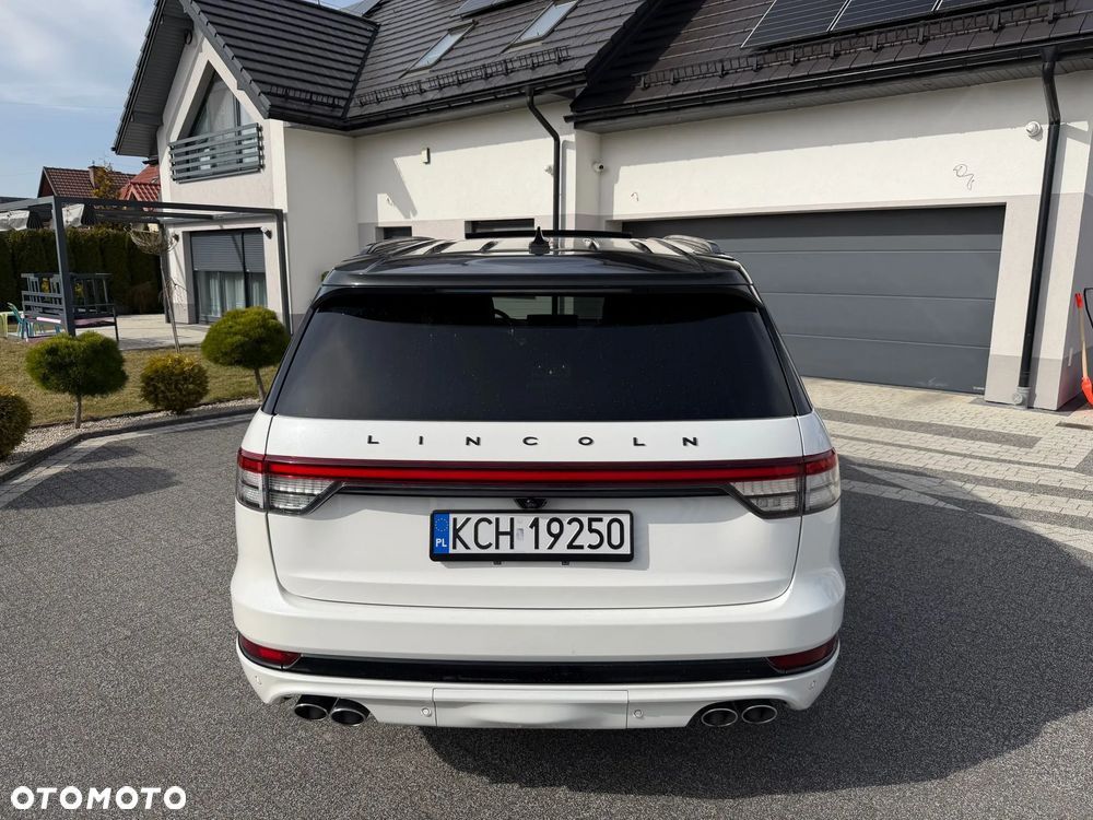 Lincoln Aviator - 10