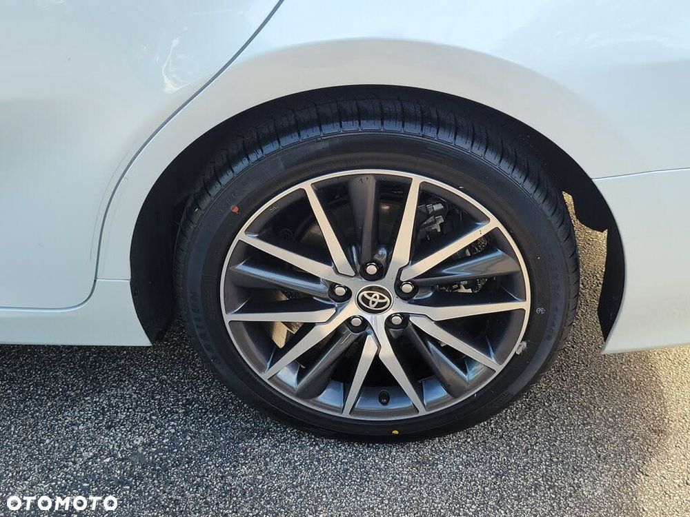 Toyota Camry Executive - 3