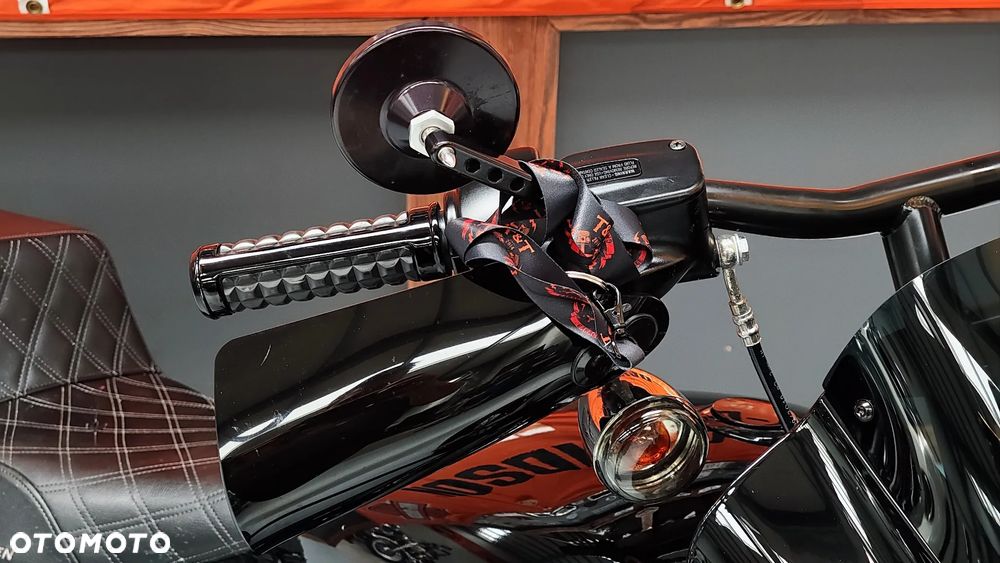 Harley-Davidson Softail Street Bob - 20