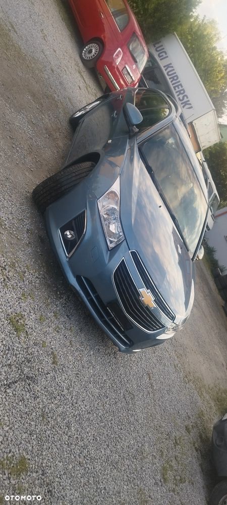 Chevrolet Cruze - 10