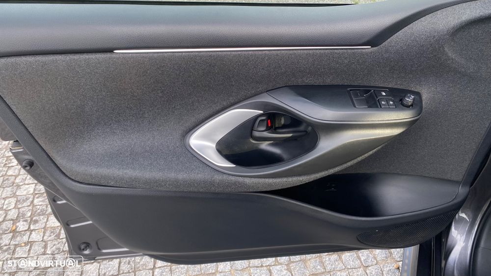 Toyota Yaris 1.5 HDF Comfort - 17
