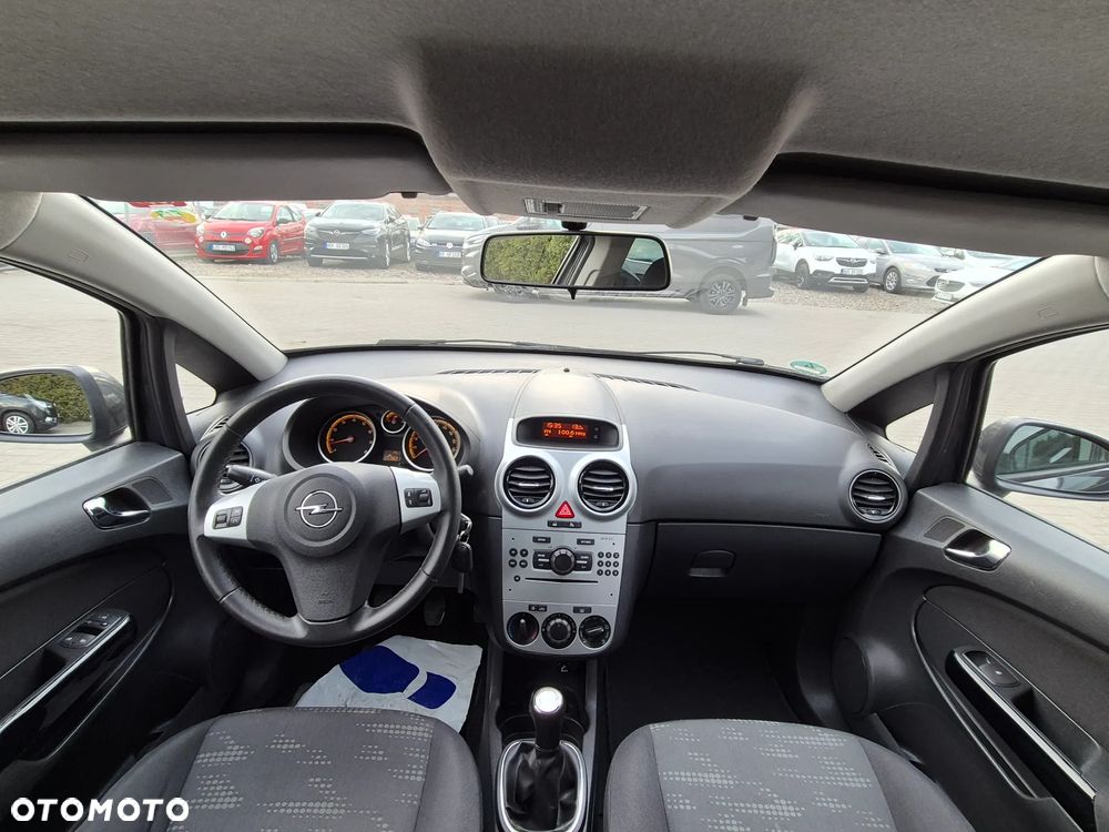 Opel Corsa 1.4 16V Satellite - 31