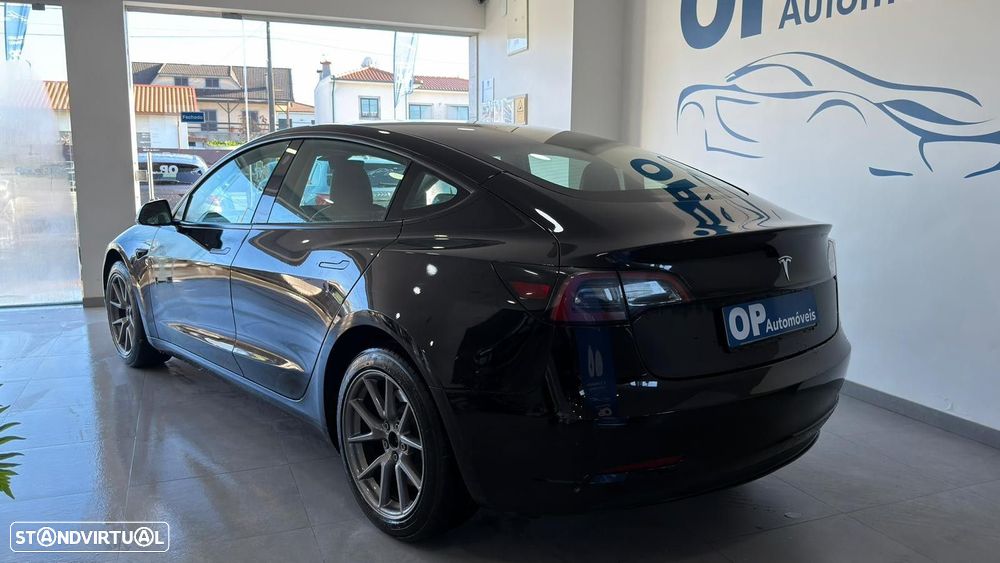 Tesla Model 3 Long Range Tração Traseira - 2
