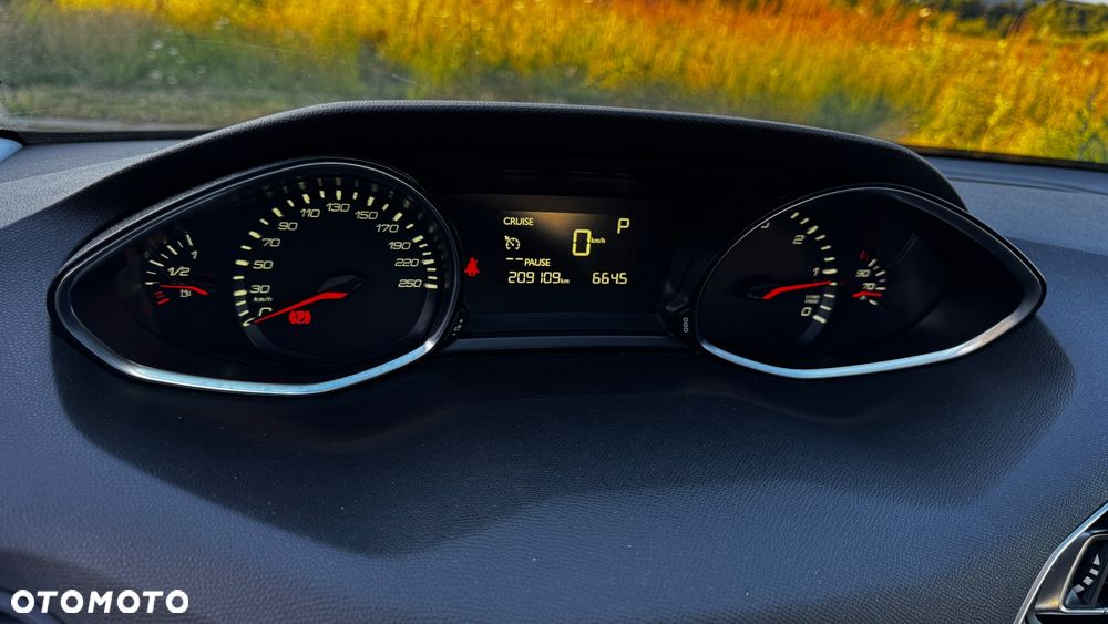 Peugeot 308 - 6