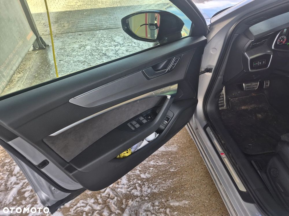 Audi A6 Avant 40 TDI quattro S tronic S line - 7