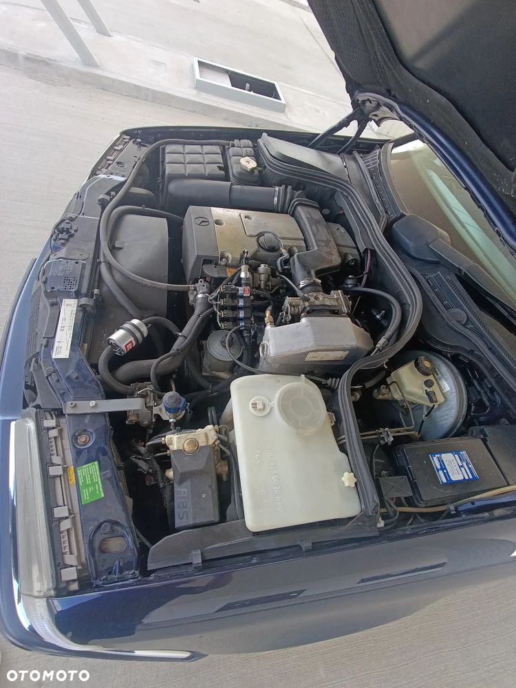 Mercedes-Benz 280 - 18