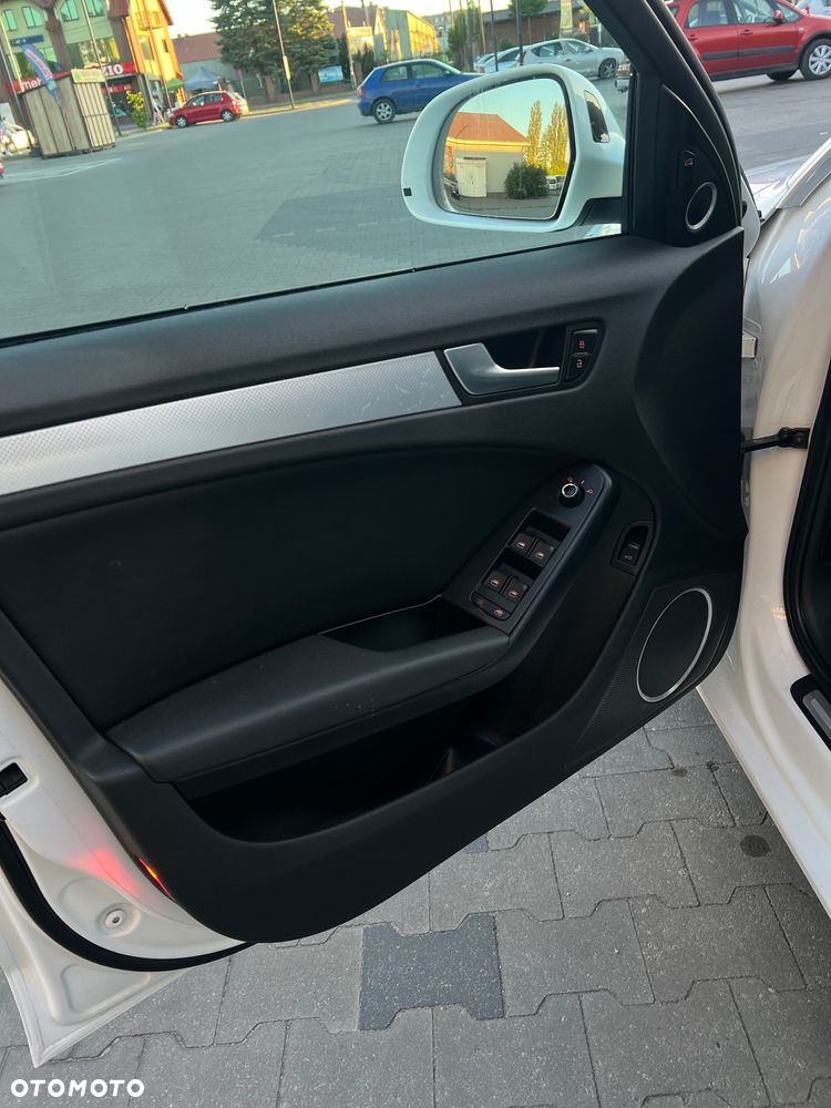 Audi A4 Avant 2.0 TDI - 18