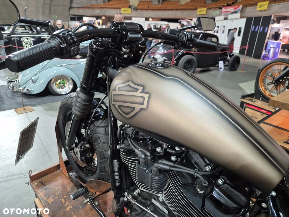 Harley-Davidson Softail Street Bob - 8