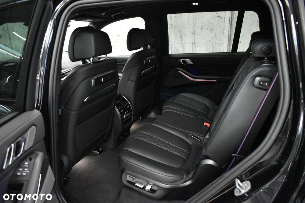 BMW X7 xDrive40d mHEV M Sport Edition sport - 9