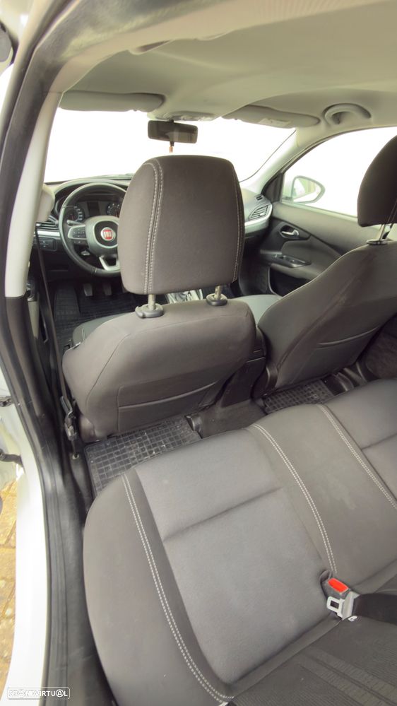 Fiat Tipo Station Wagon 1.3 M-Jet Easy J17 - 9