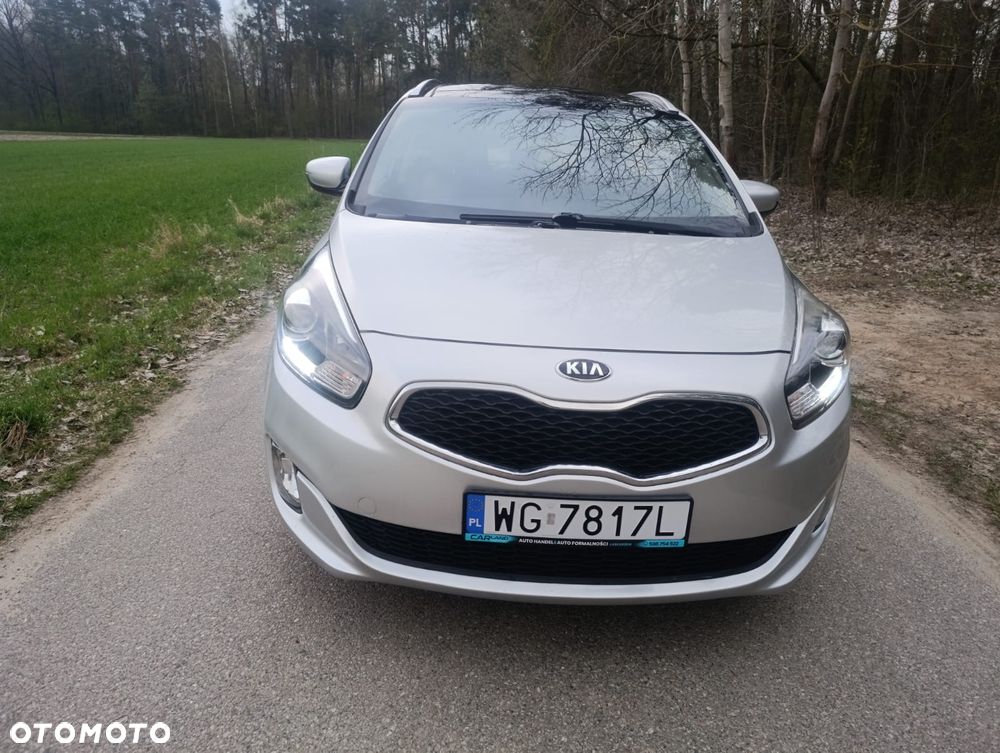 Kia Carens 1.7 CRDi 115 Dream Team Edition - 3