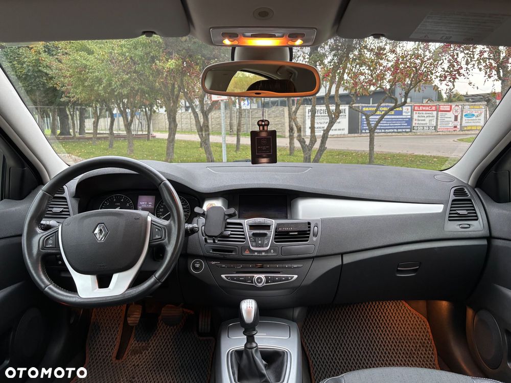 Renault Laguna - 11