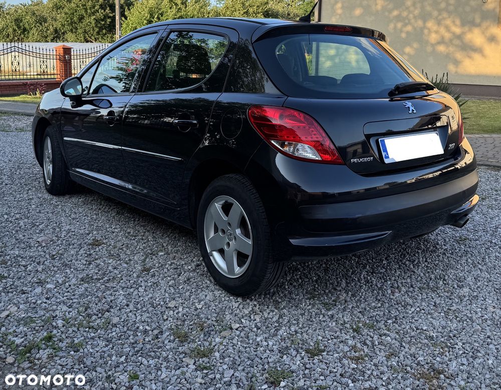 Peugeot 207 1.4 16V Trendy - 2