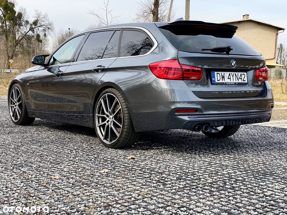 BMW Seria 3 320d Sport Line - 9