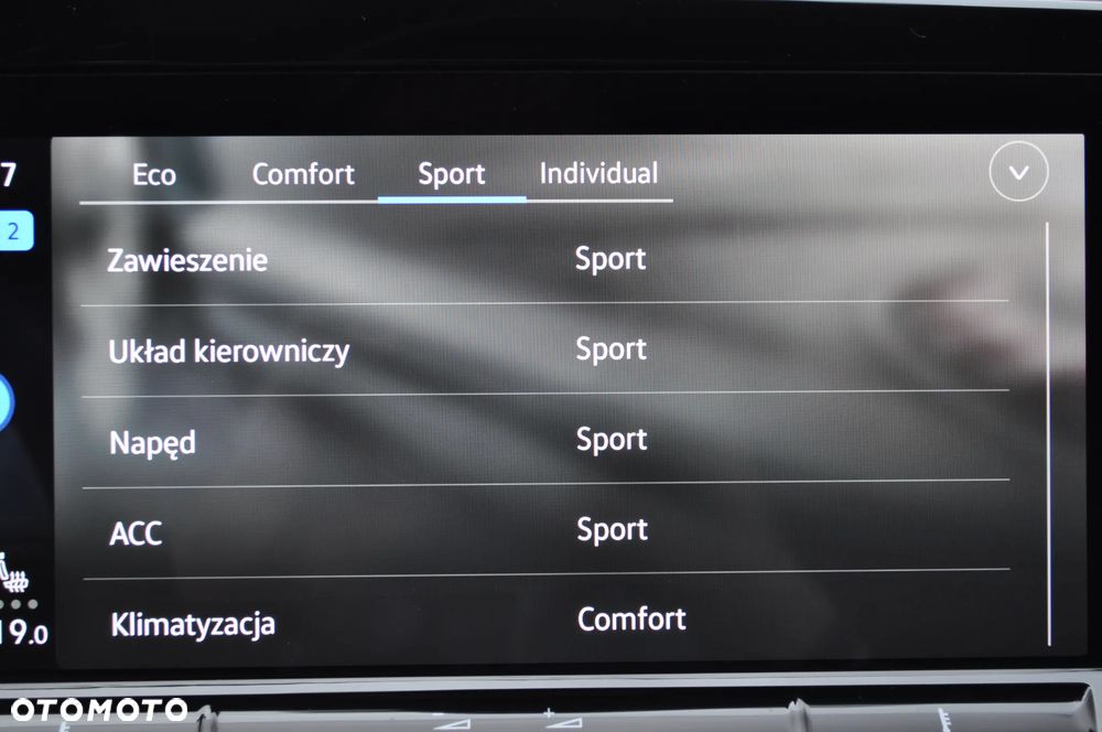 Volkswagen Golf 2.0 TDI SCR Active - 31