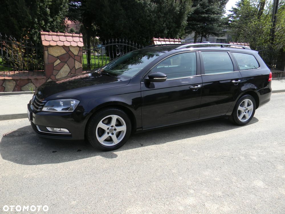 Volkswagen Passat 2.0 TDI 4Motion BlueMotion Technol Comfortline - 11