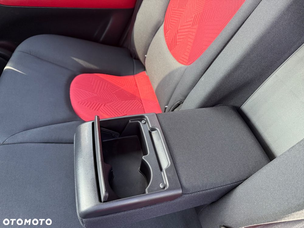 Hyundai Matrix 1.6 Comfort - 28