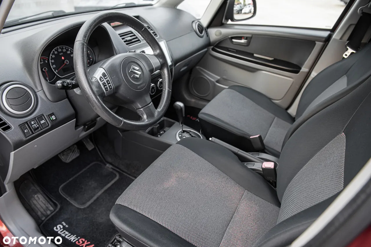 Suzuki SX4 1.6 Premium - 16