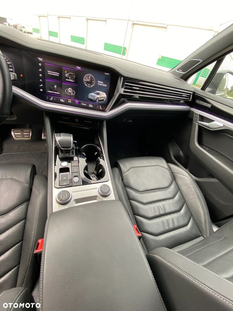Volkswagen Touareg 4.0 V8 TDI SCR 4Mot R-Line - 8