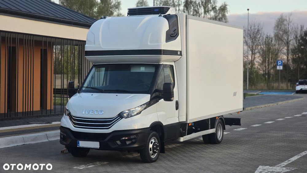 Iveco ❗️❗️DAILY 3.0 180Km 50C18 JAK NOWY ❗️❗️NOWY MODEL / CHŁODNIA MROŹNIA -32 +32 / ZASILANIE 230V / PIERWSZY WŁASCICIEL  / TEMPOMAT AKTYWNY / BLIŹNIAKI / ZASILANIE 230V / GRUBA SCIANKA / ZABUDOWA DPR / AGREGAT CARRIER XARIOS 350 / WERSJA WZMOCNIONA / FULL OPCJA / SERWIS ASO / SALON POLSKA / 35C15 50C15 35C18❗❗ JAK Z SALONU - NOWY -❗❗ - 11