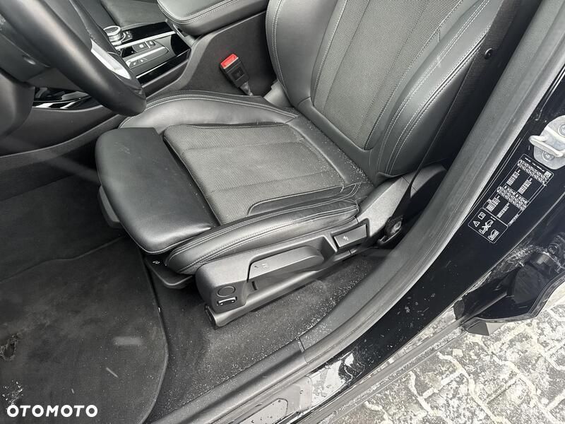 BMW X3 xDrive20d - 17