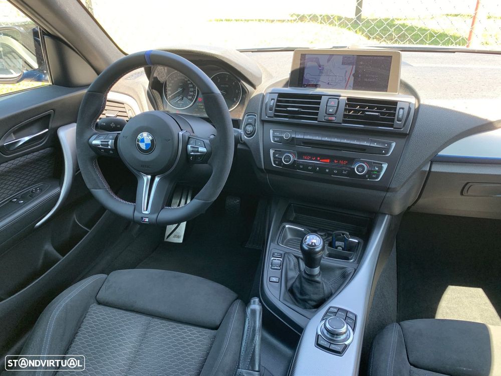 BMW 118 d Pack M - 16