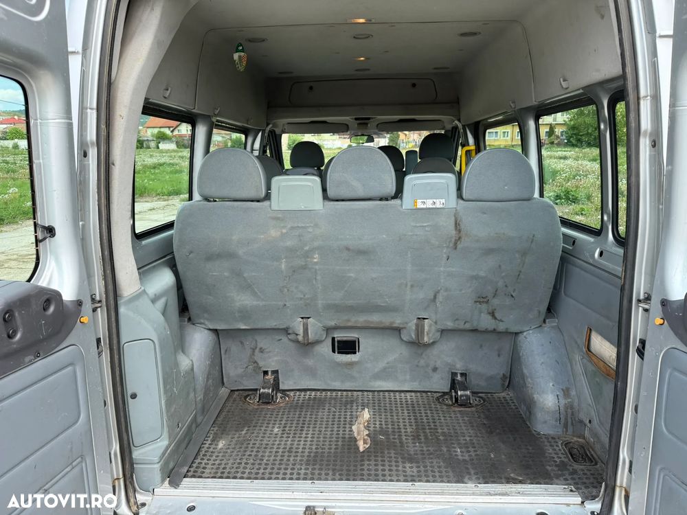 Ford Transit LWB Kombi Ambiente - 13