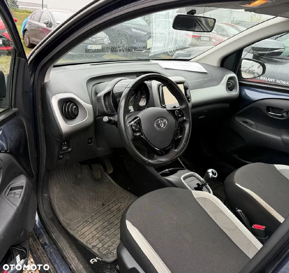 Toyota Aygo - 10