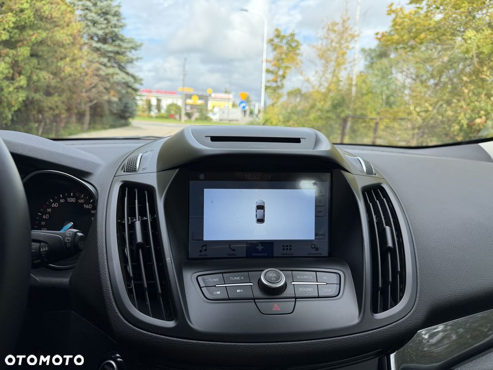 Ford Kuga 2.0 TDCi 2x4 Titanium - 23