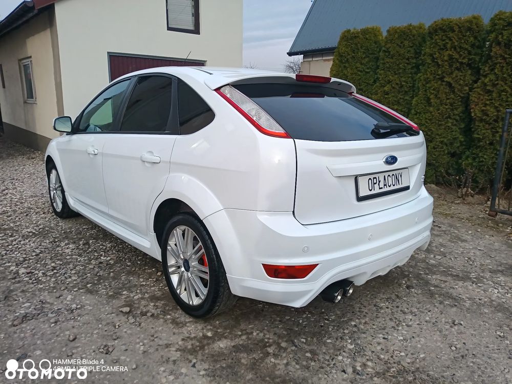 Ford Focus 1.8 Titanium - 6