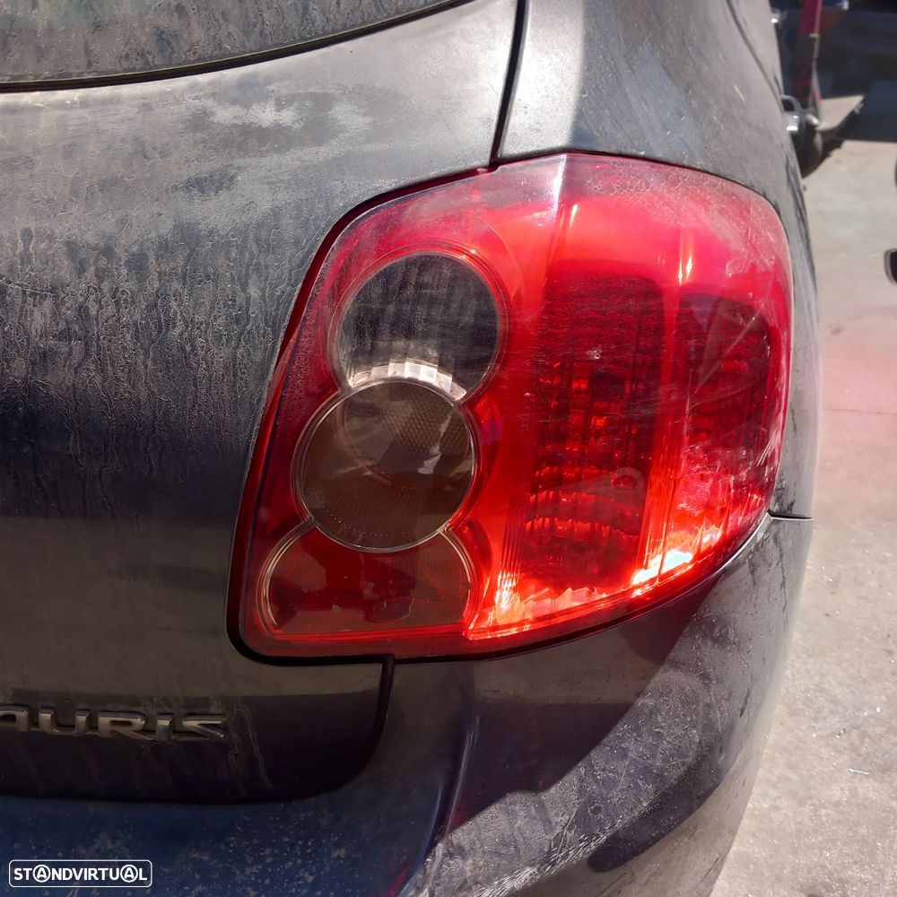 Traseira completa toyota auris - 3