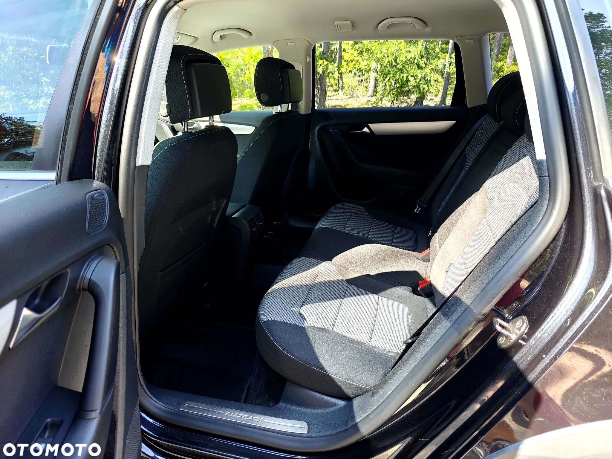 Volkswagen Passat Alltrack 2.0 TDI 4Motion DSG BlueMotion Tec - 15