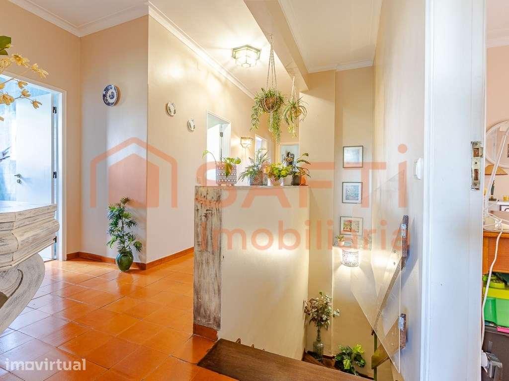 Moradia T6 com Garagem e piscina - Grande imagem: 5/36