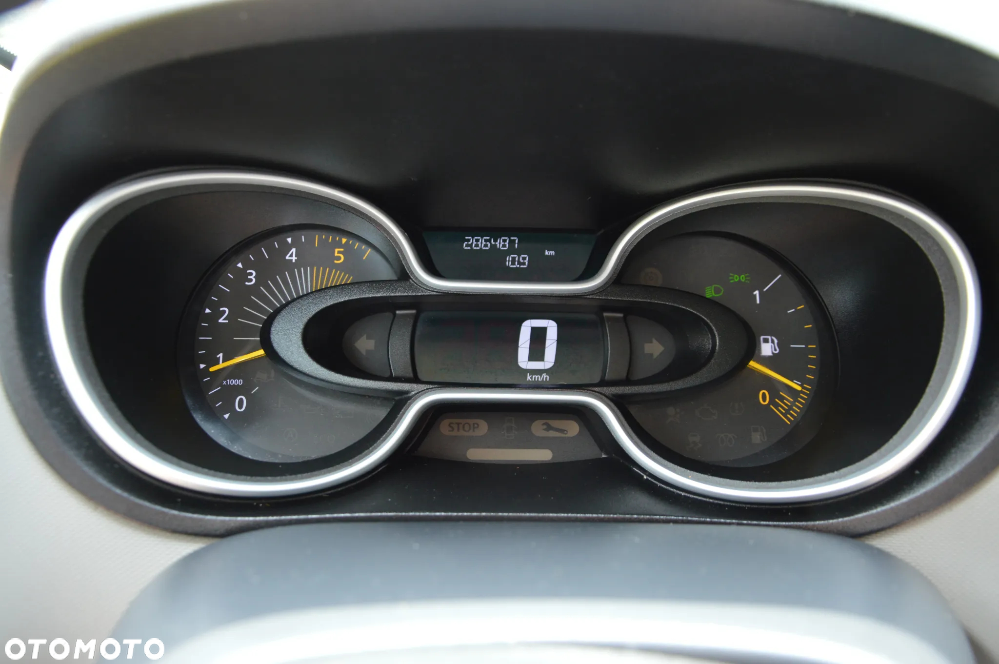 Renault Trafic Vivaro - 22