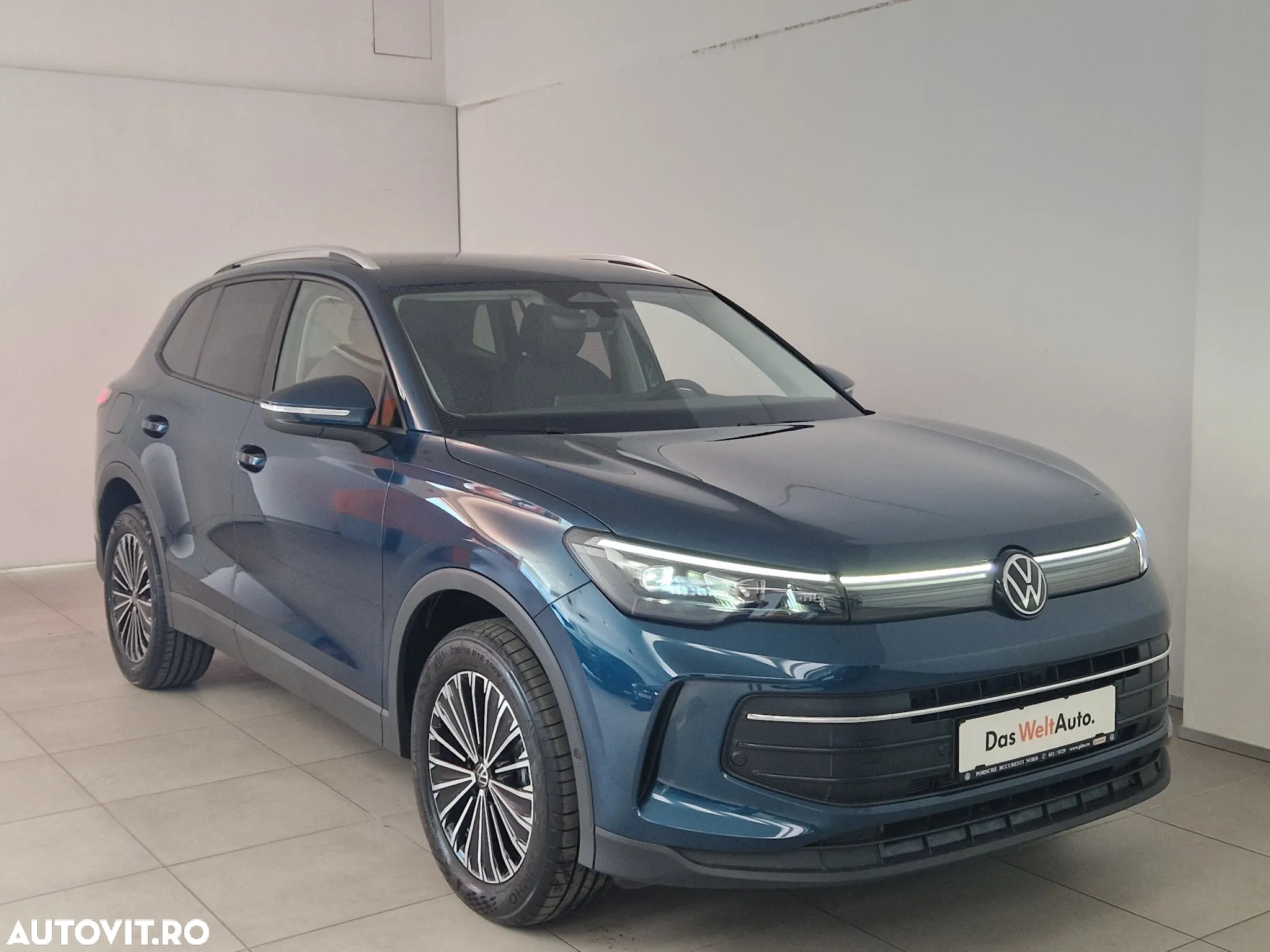 Volkswagen Tiguan - 5