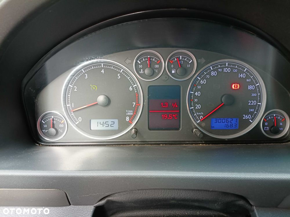 Volkswagen Sharan 2009 photo 2