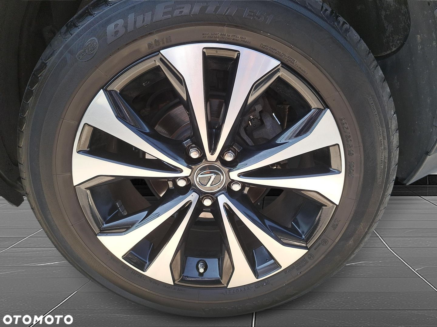 Lexus NX 300 F Impression AWD - 25