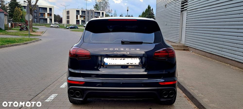 Porsche Cayenne S Diesel Platinum Edition - 8