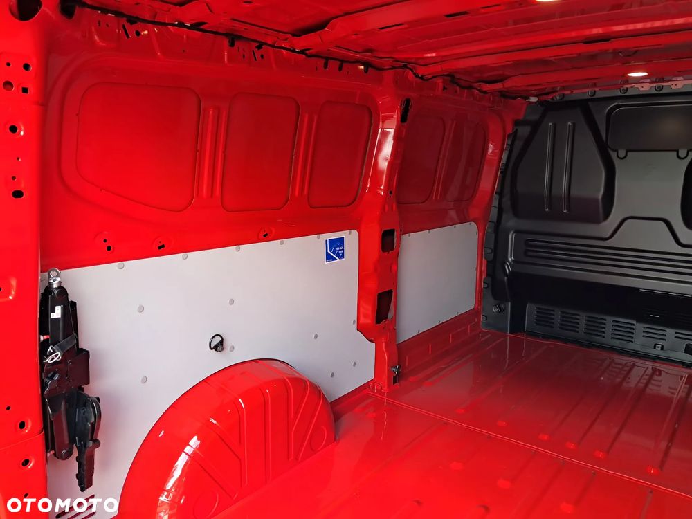 Volkswagen Transporter T7 - 13
