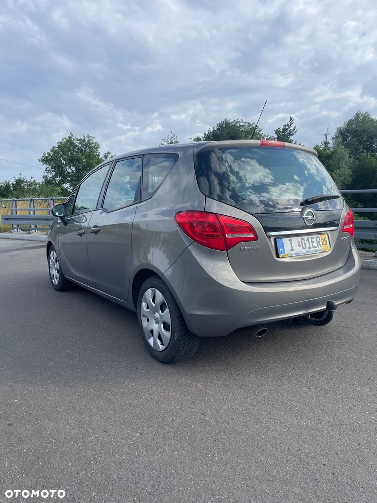 Opel Meriva - 12