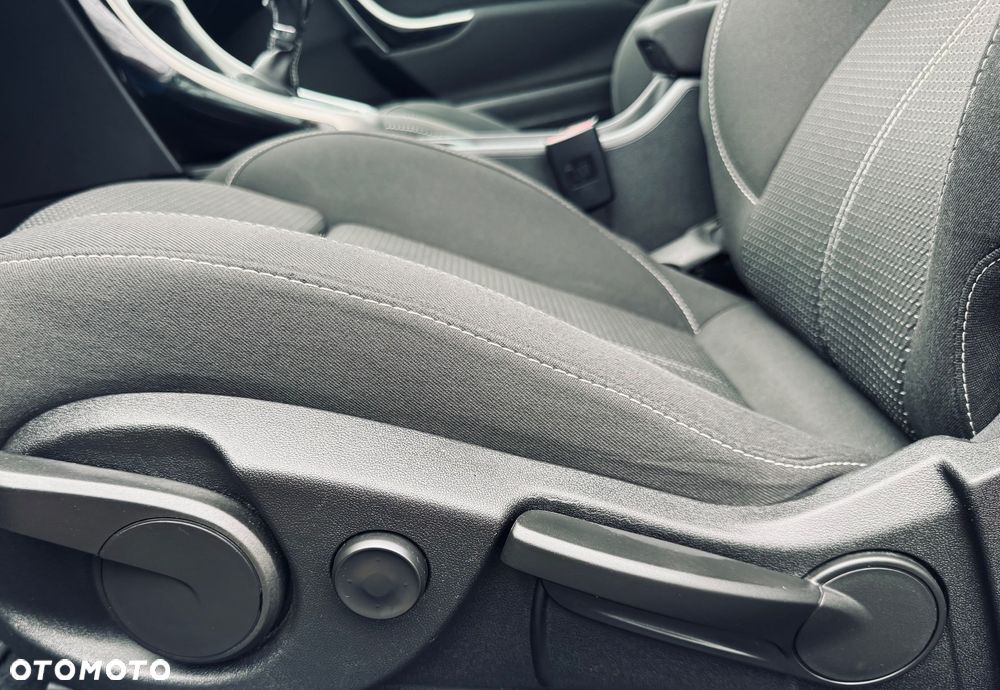 Opel Astra 1.6 Turbo Sport - 18