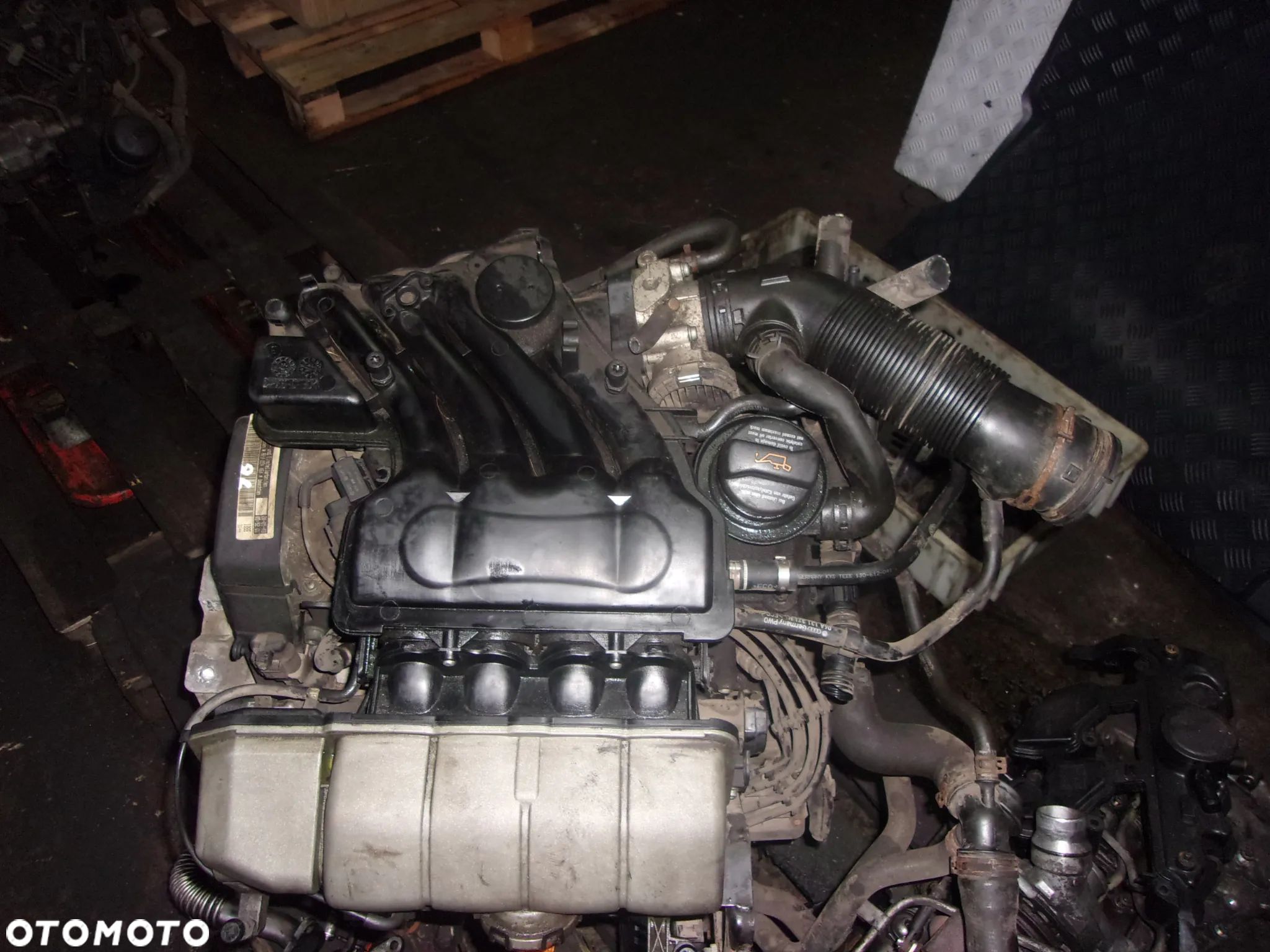 SILNIK 2.0 AZJ 8V SKODA VW AUDI - 1