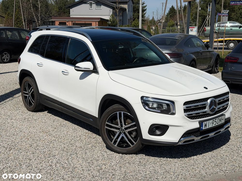 Mercedes-Benz GLB 250 4-Matic 8G-DCT - 9