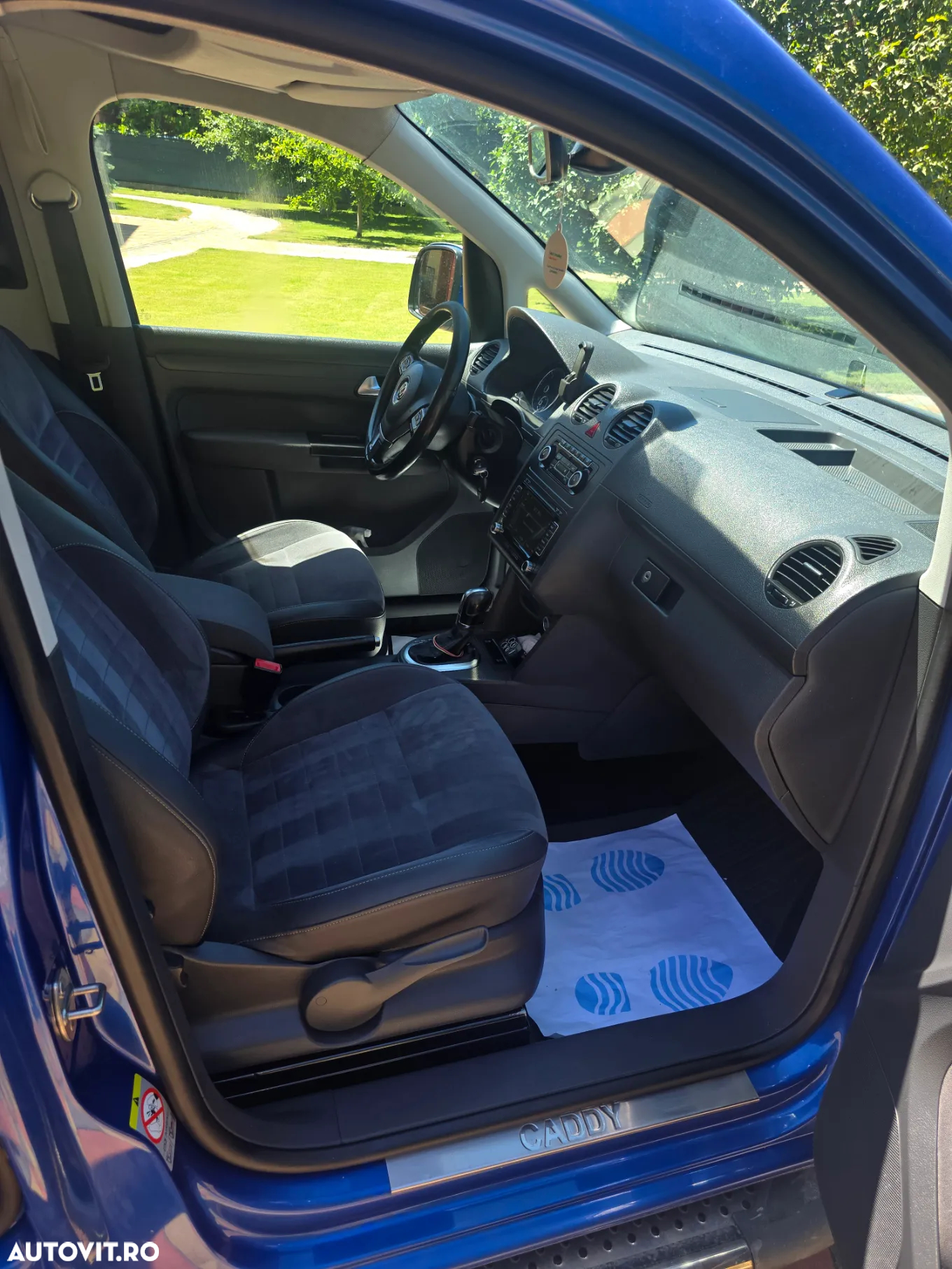 Volkswagen Caddy Maxi 2.0 TDI Comfortline DSG - 11