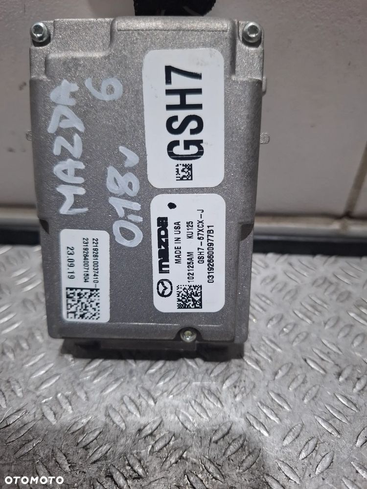 Kamera szyby czołowej asystenta Mazda 6 lift 2018 rok lift nr GSH767XCXJ - 4