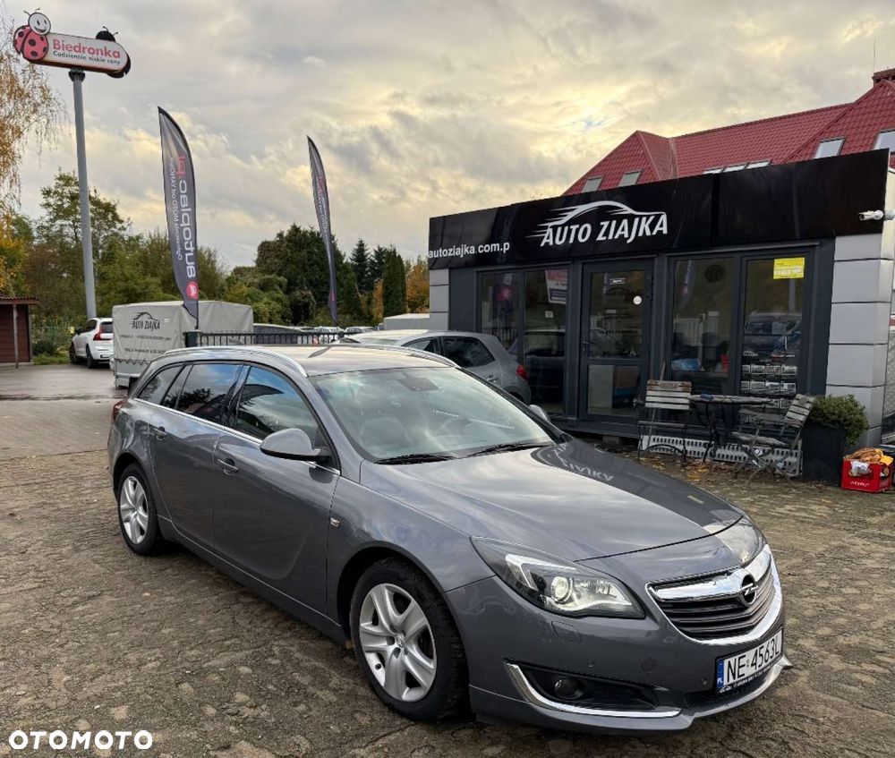 Opel Insignia - 1