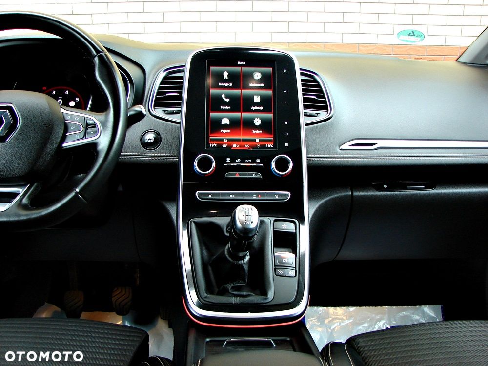 Renault Grand Scenic Energy TCe 130 S&S Bose Edition - 24