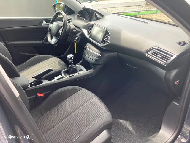 Peugeot 308 SW 1.5 BlueHDi Active - 30