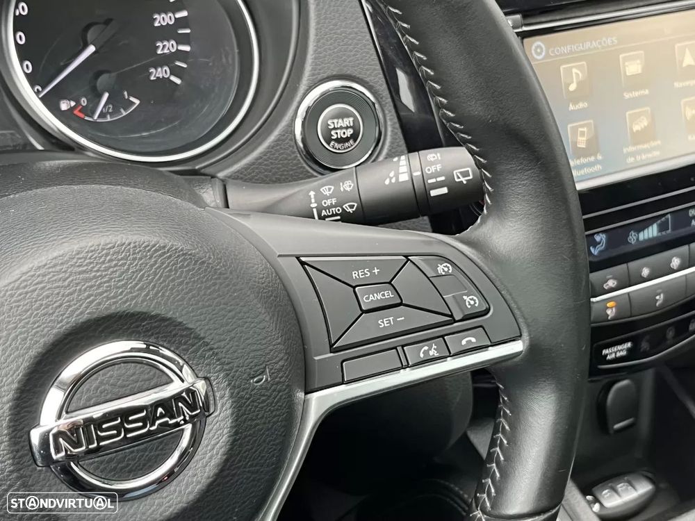 Nissan Qashqai 1.5 dCi N-Connecta Led - 18